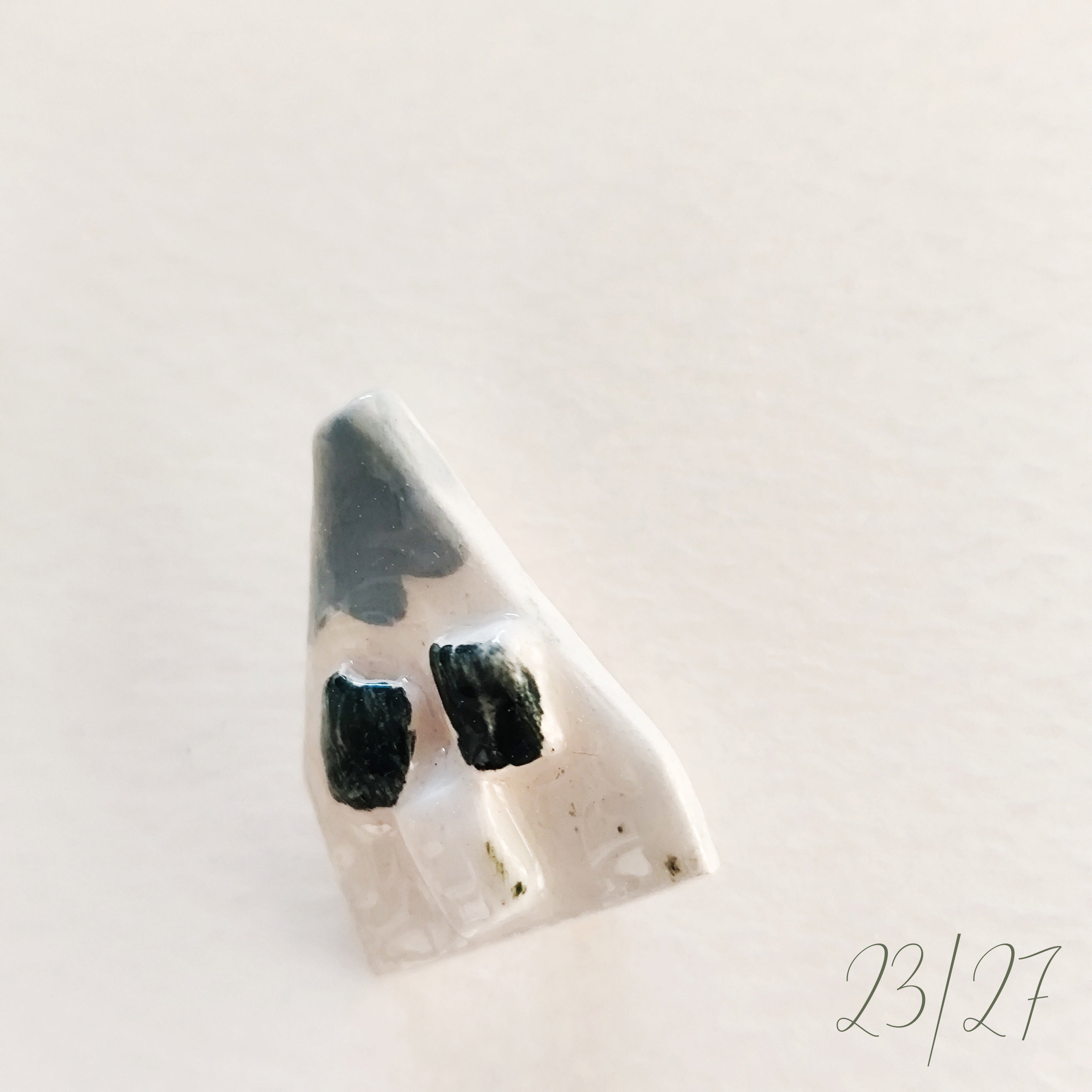 Broche de cerámica
